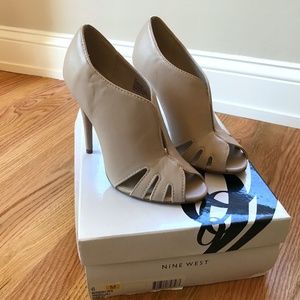 Nine West bootie